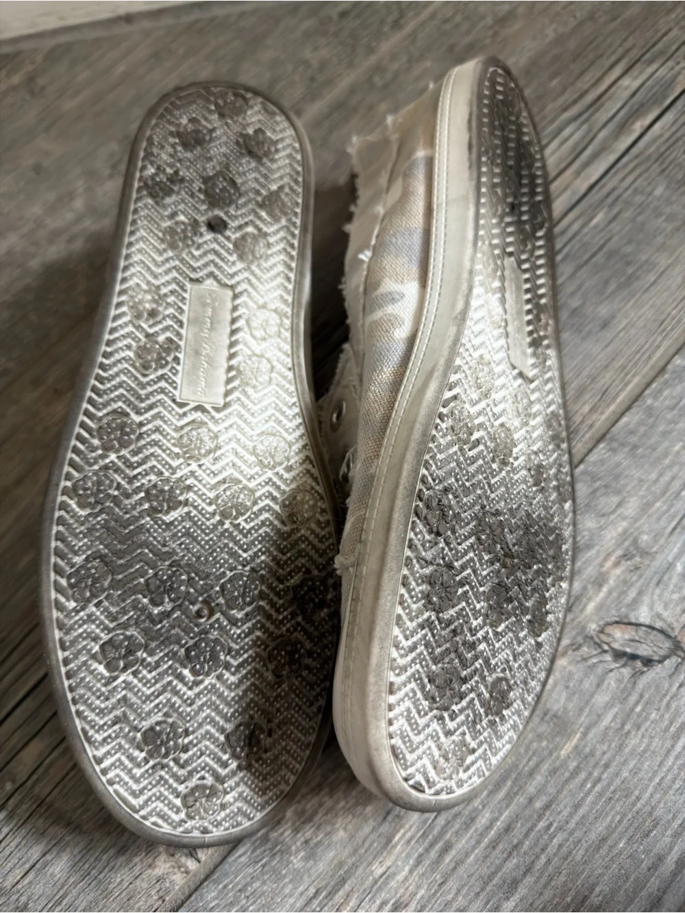 Tommy Bahama Gigi Natural Camo Slip-On Canvas Sneakers